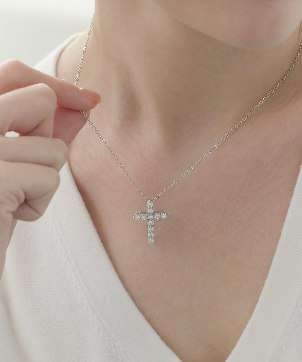 모이사나이트 십자가 펜던트 시뮬럿 목걸이 (실버925)