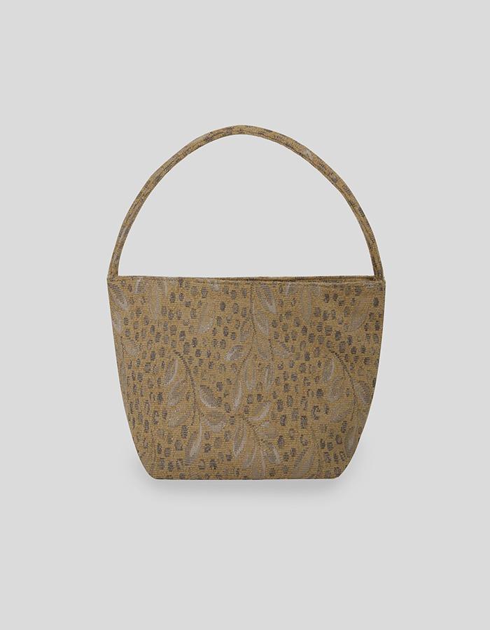 poko fosca) 3. Metallic beige