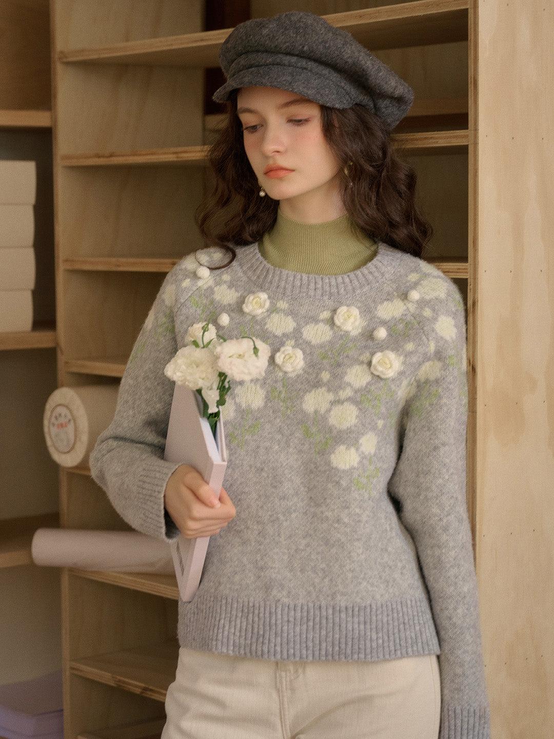 Brynleigh Ribbed Crew Neck Jacquard Rose & 3D Rose Sweater - Light Gray / M