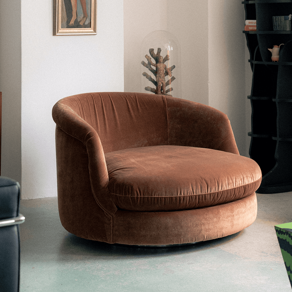 Giant Swivel Tub Chair by Milo Baughman