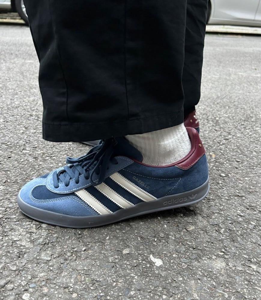 아디다스 오리지널 가젤 인도어 크루 네이비 골드 메탈릭 ID1008