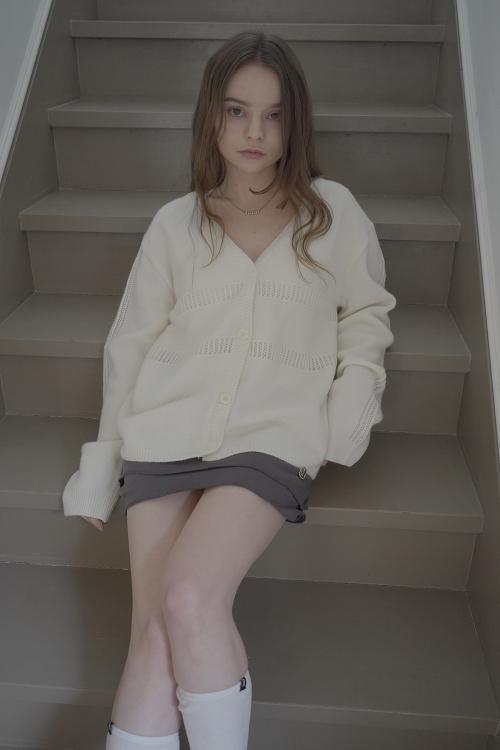 GLISSY CARDIGAN-IVORY