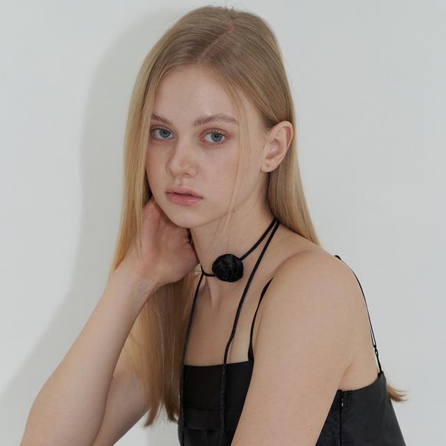 black rose tie choker
