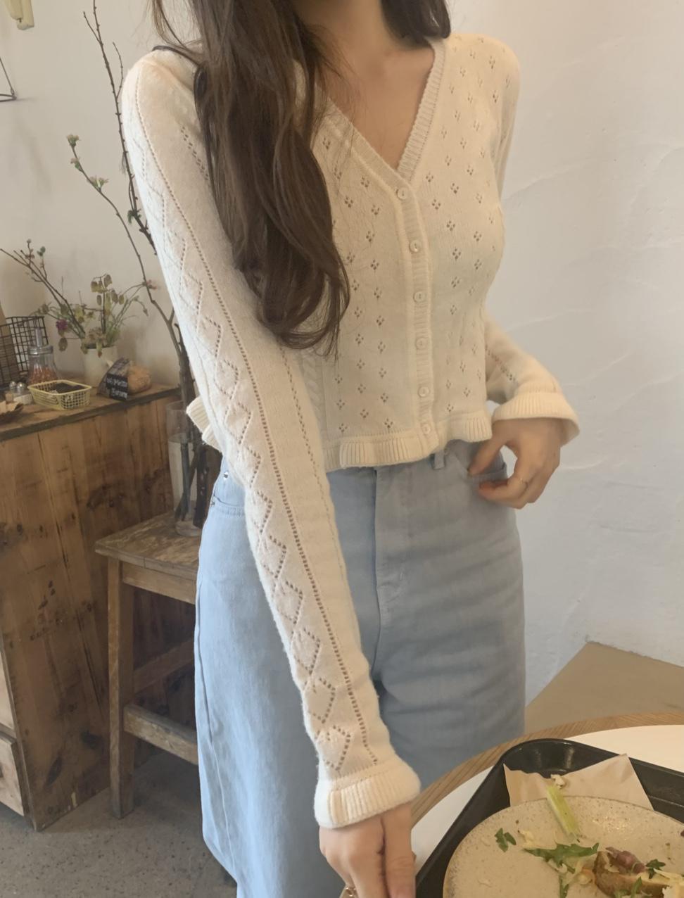 어파트오브 피오니 아일렛 프릴 가디건 (3col)