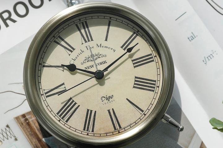 브람스 무소음 레트로 알람 엔틱 탁상용 미니 테이블 탁상 시계 로마체