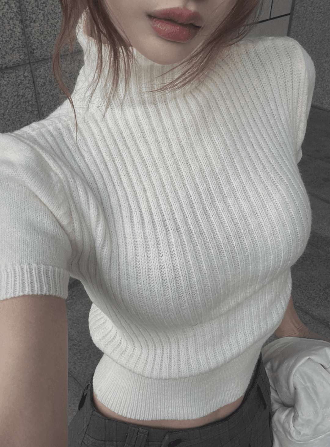 Puffed Turtleneck Short-sleeve Knit