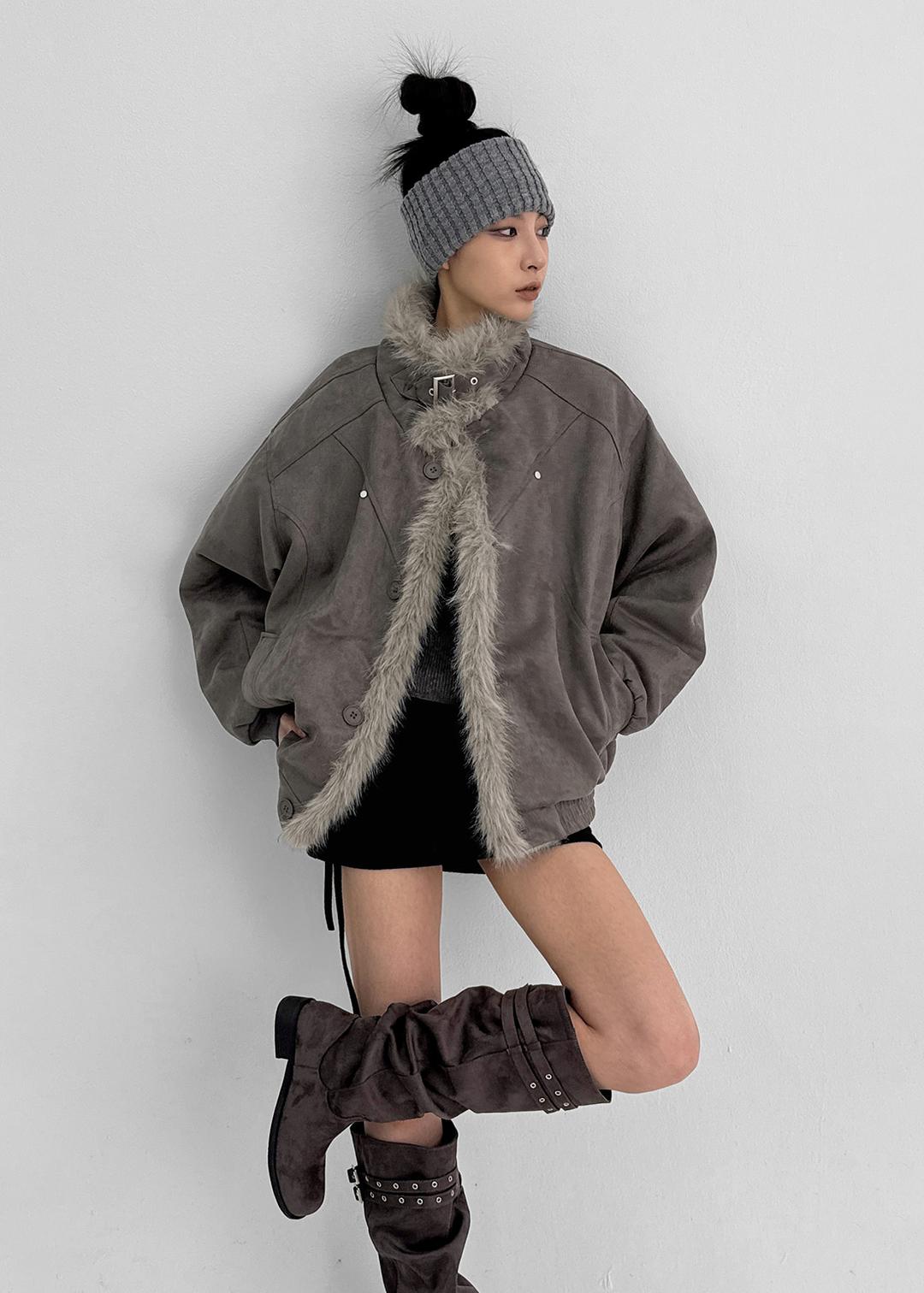 (UNISEX) 캬롯 하이넥 퍼 패딩 무스탕 *