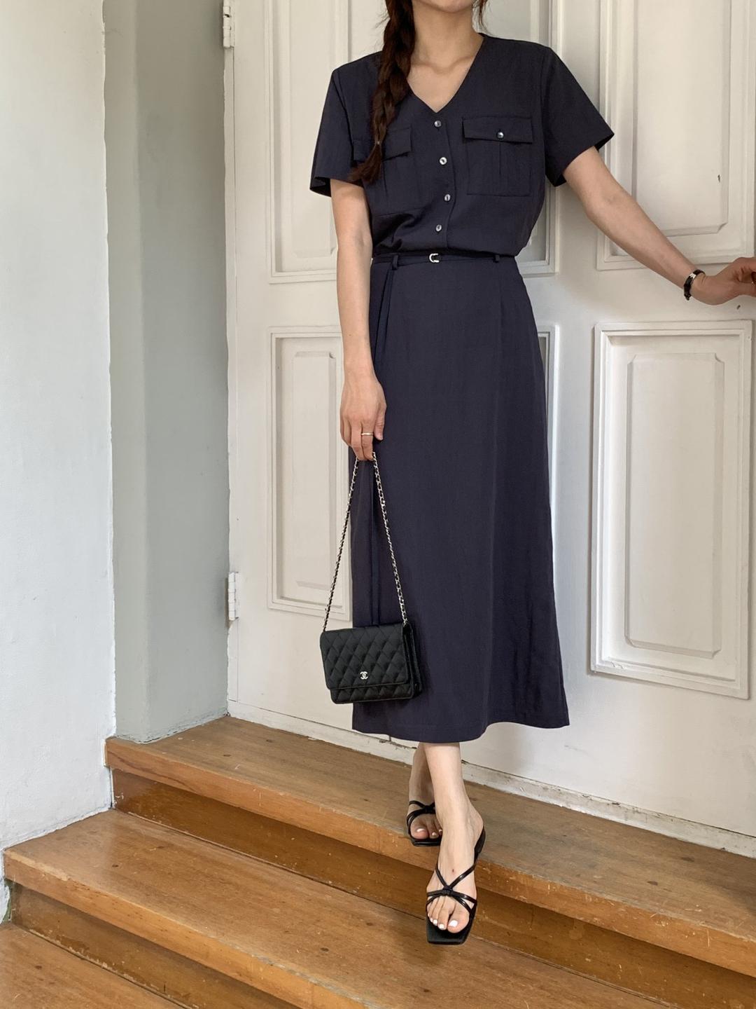 berlin blouse 3color 5.11 마감
