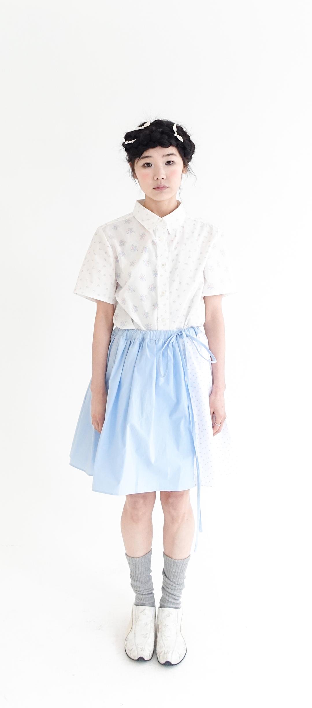 [F.E.E.S] blossom cotton half blouse (ivory)