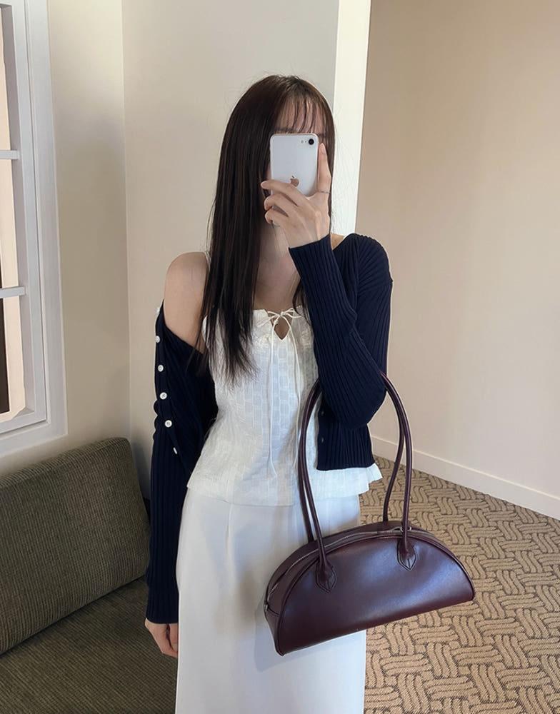 [무료배송]브린 자가드 끈 블라우스(2컬러)