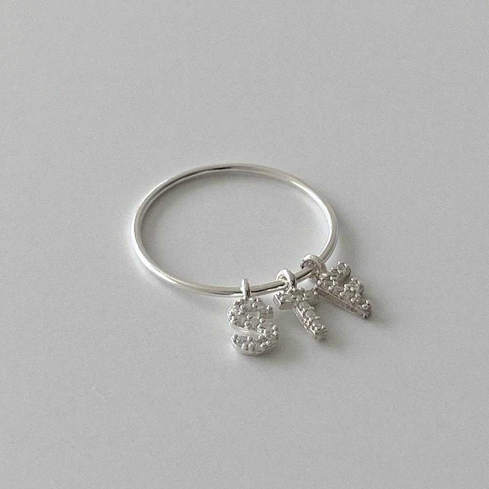 Petit Letter Ring