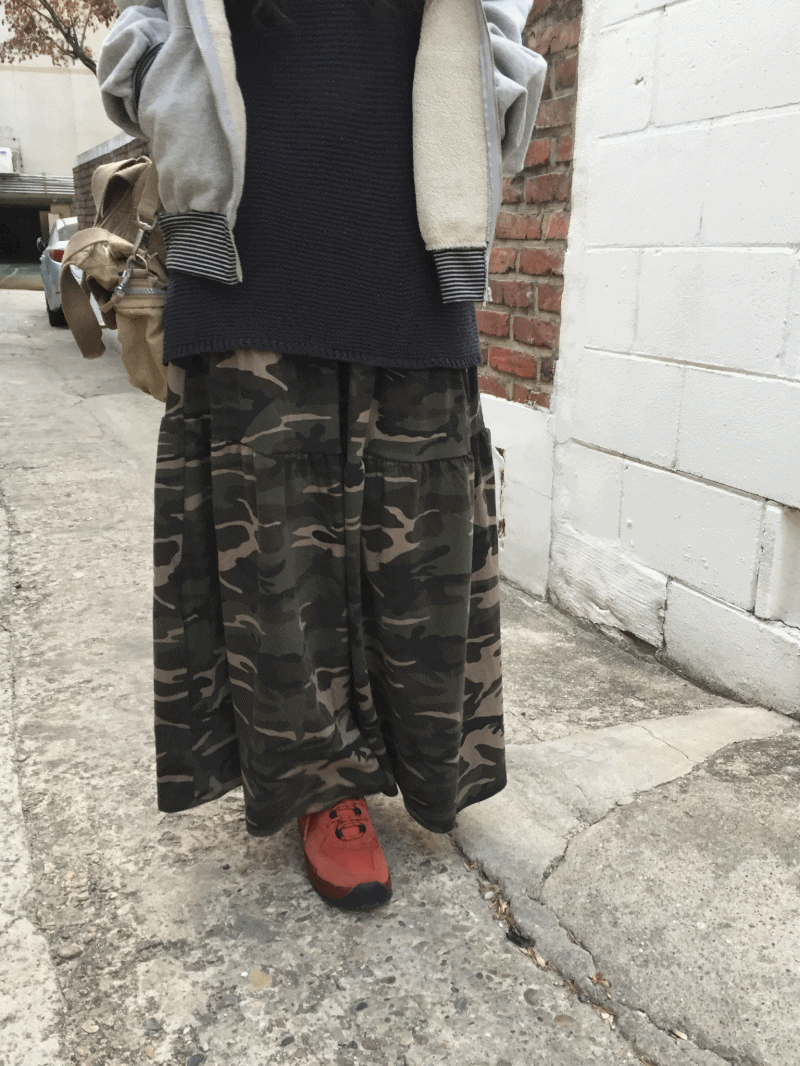 모래하우스 티어드 카모 스커트