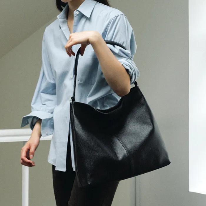 FOLIA Shoulder Black