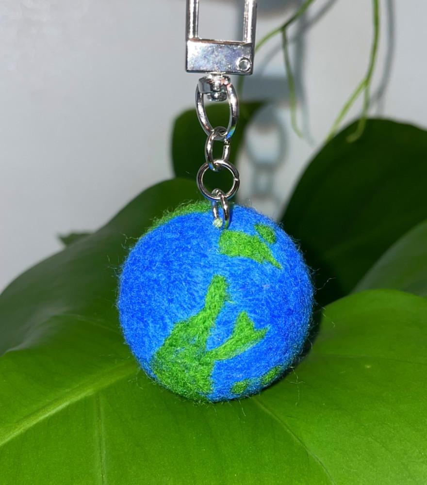 Only one 지구 양모 키링