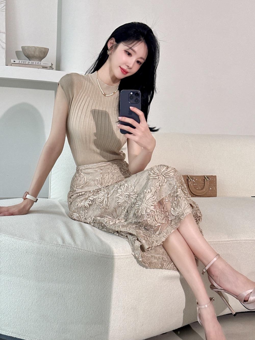 베르 슬림골지 니트톱