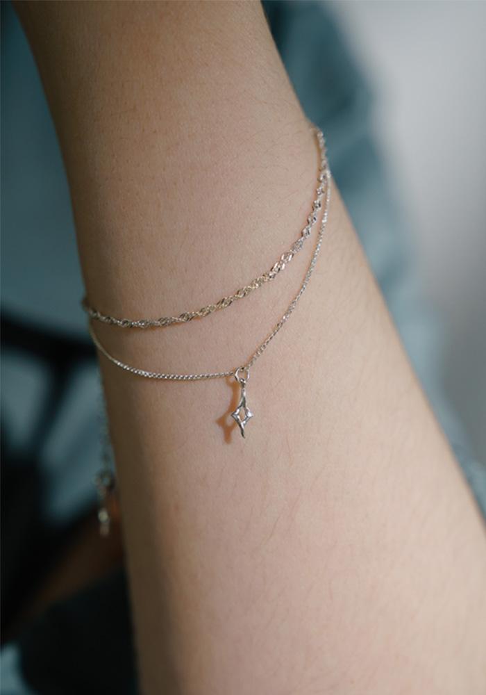 밤의 윤슬 Bracelet