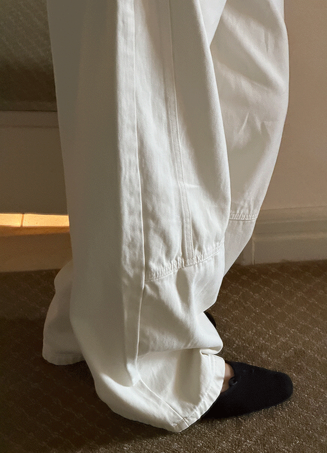 유이니 [배럴핏] Cora wide denim (ivory)