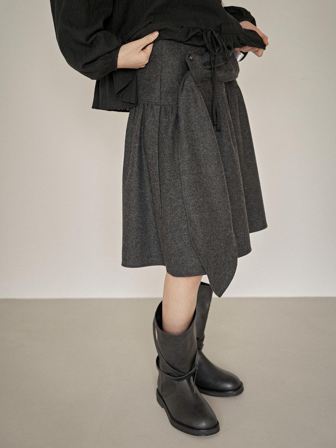 WOOL SHIRRING SKIRT  [ CHARCOAL ]