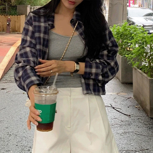 버퍼링 체크 크롭셔츠 (후들후들)