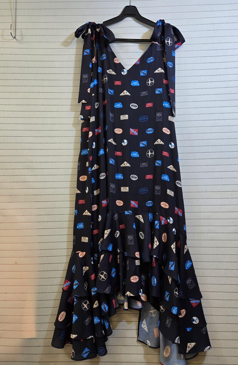 럭키슈에뜨 프린트 롱 원피스 NYX 38 한소희 원피스  | 후루츠패밀리