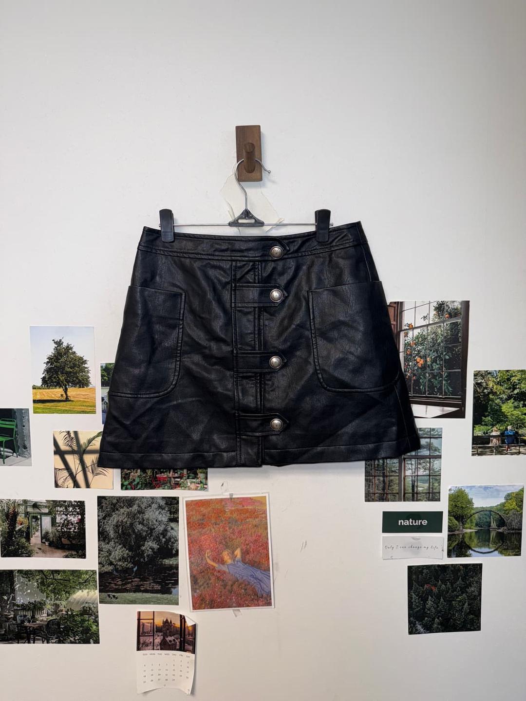 Black eco leather button detail mini sk | 후루츠패밀리