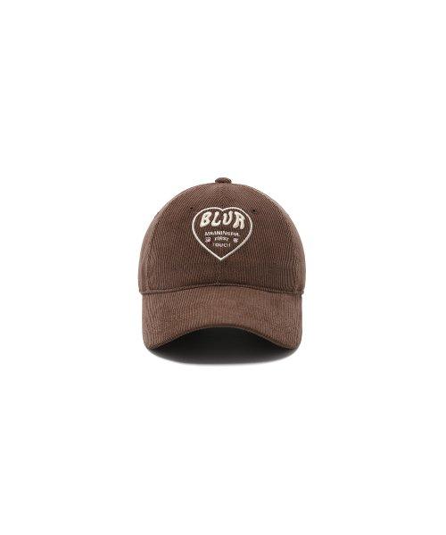 HEART EMBROIDERED CORDUROY CAP - BROWN