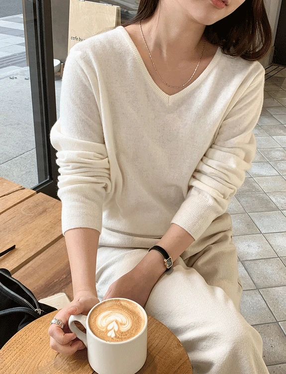 [🌸봄데일리추천]노이 브이넥 니트