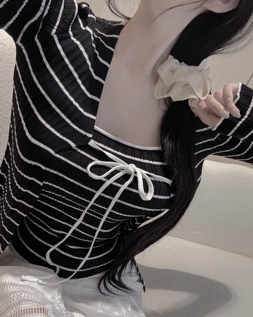 [살안타템] 스트라이프 나시가디건 세트 (리본 가디건+슬리브리스 끈나시) 2pcs SET