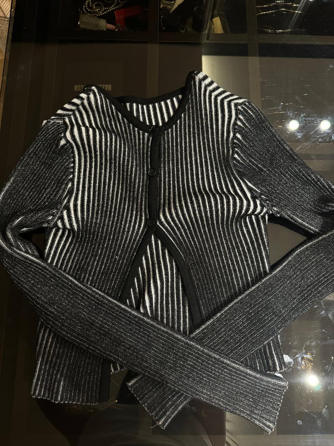 Diagonal Knit Cardigan | 후루츠패밀리