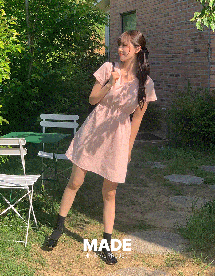 [MADE/데이트룩/여행룩/4컬러] 세인트 브이넥 단추 허리밴딩 반팔 미니원피스 - 4 Color