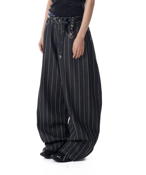 Striped Cinch Back Denim Pants (Black)