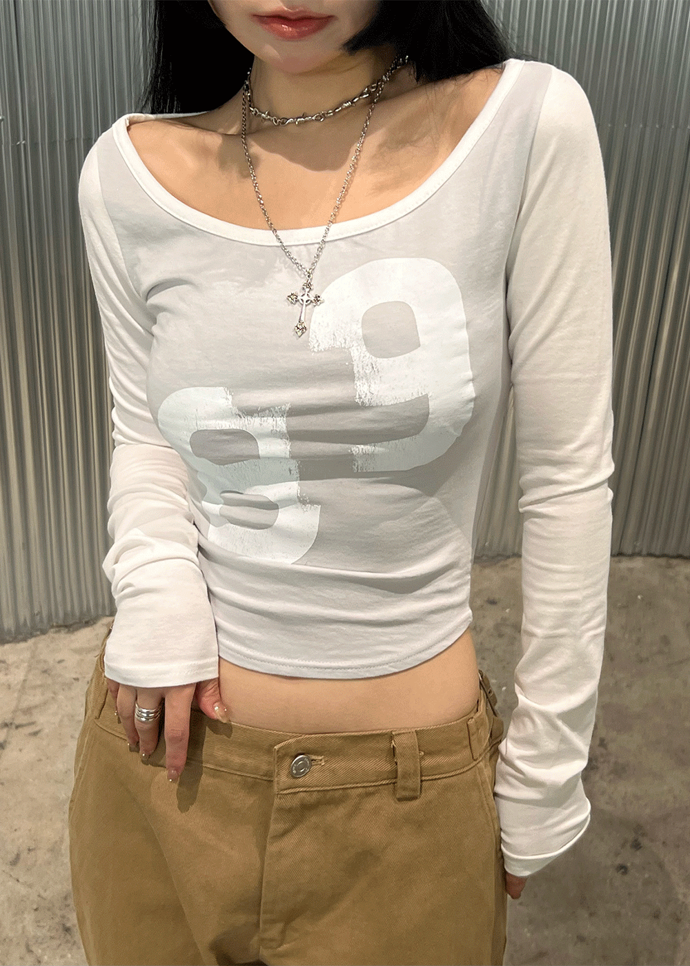 쉐즈 배색 백 컷아웃 819 티셔츠 3color