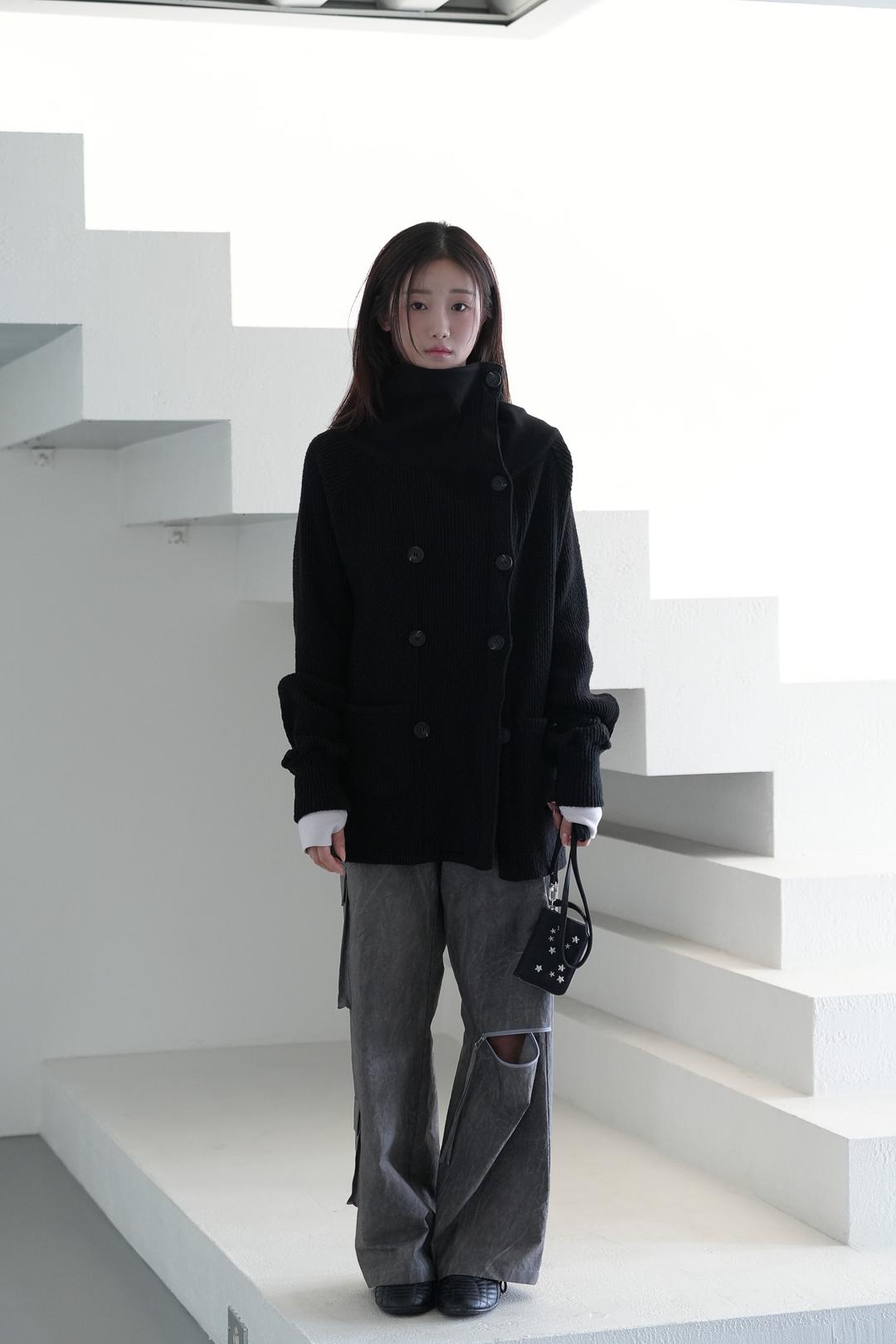 [11차 리오더] Double button Cardigan, Black