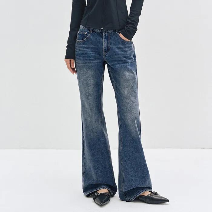 Signature Low Rise Semi Flared Jeans DCWPT003BlueB