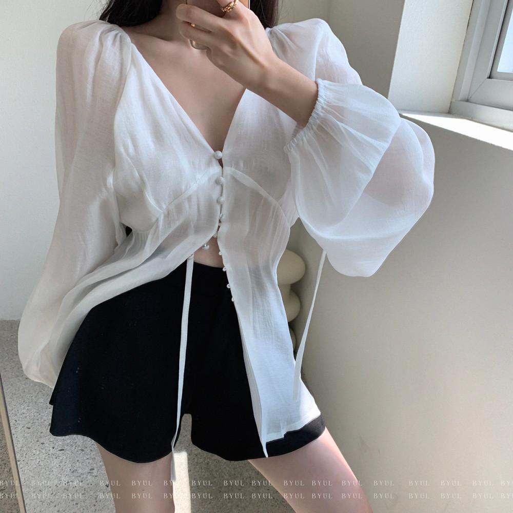 루아 콩단추 퍼프 블라우스