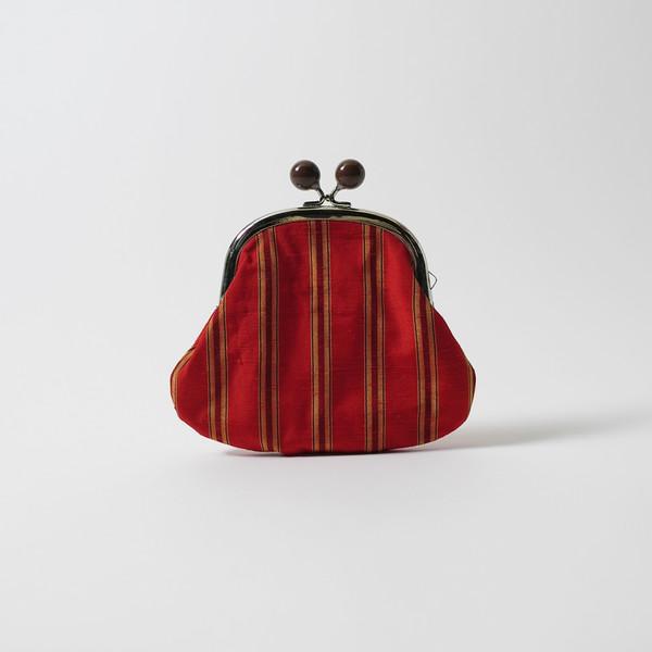 실크 파우치. 스칼렛