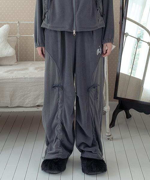 허그유어스킨(HUG YOUR SKIN)  드로우 스트링 플리스 팬츠 (차콜) - 사이즈 & 후기 | 무신사