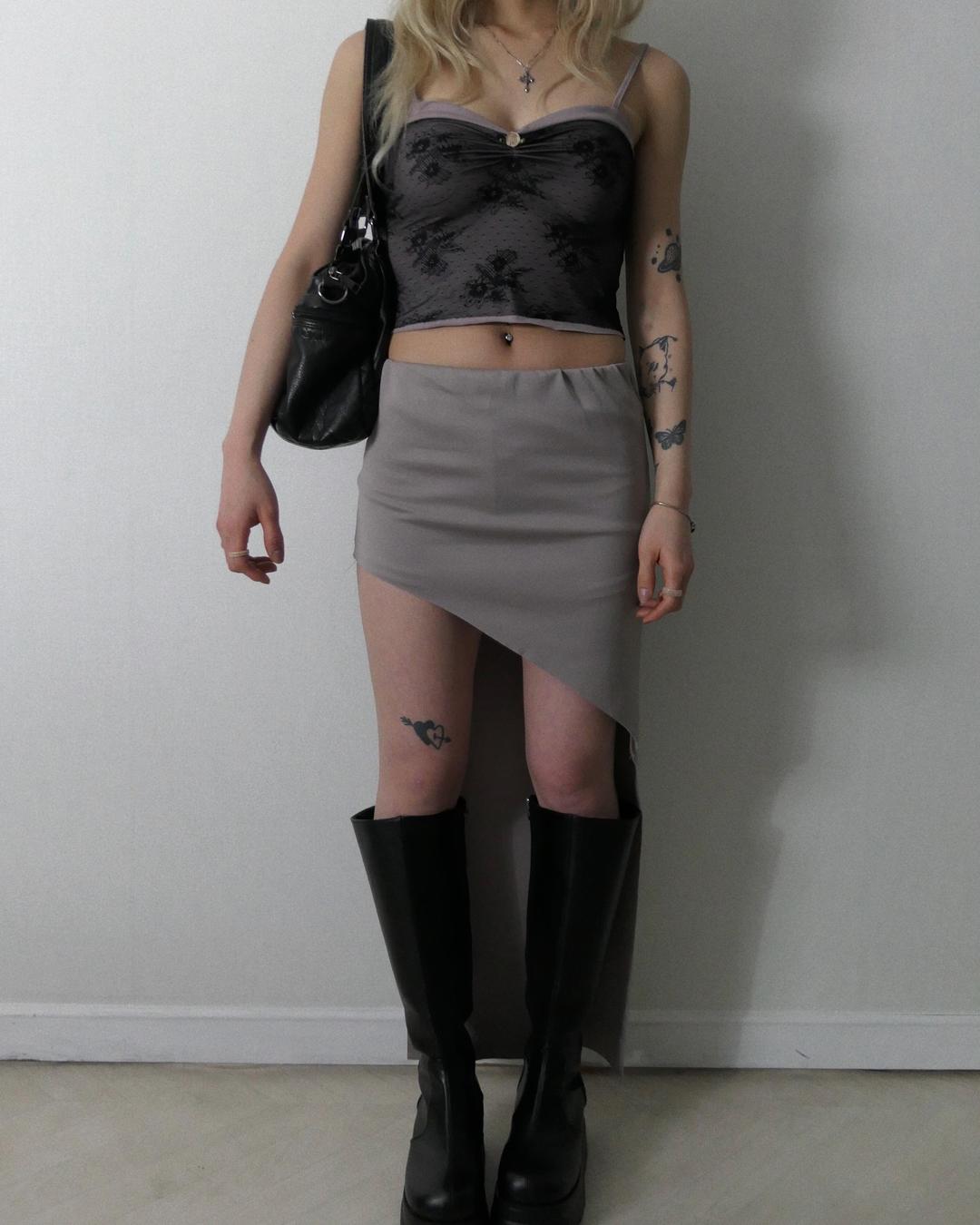 포그레이어 tale unbalance skirt [3color]