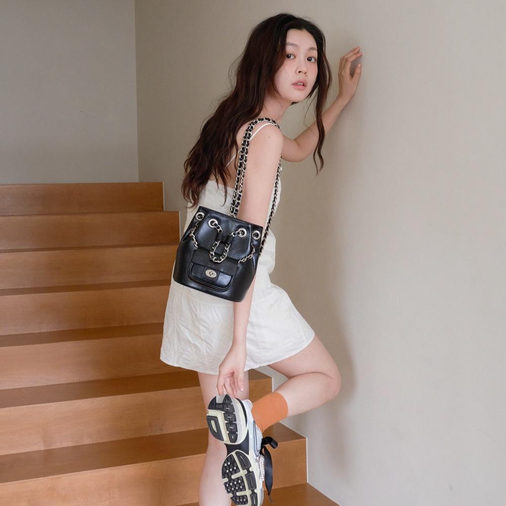 CHAIN MINI BAGPACK_(Silver) 2COLORS