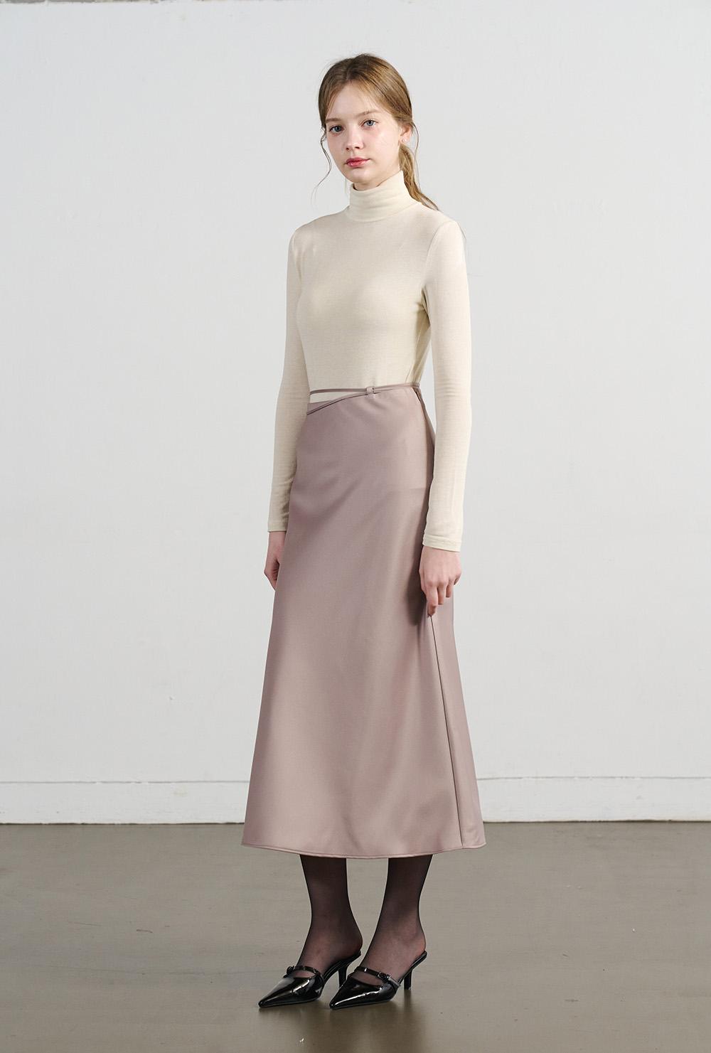 [24FW] Lautre Strap Satin flare skirt