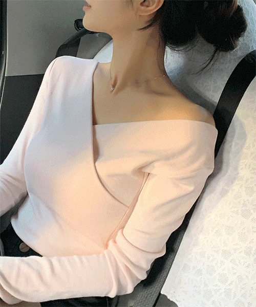 🩷평점4.8/1000장 돌파🩷[MADE]랩 오프숄더 t(데이트룩/데일리룩/하객룩/소개팅룩)