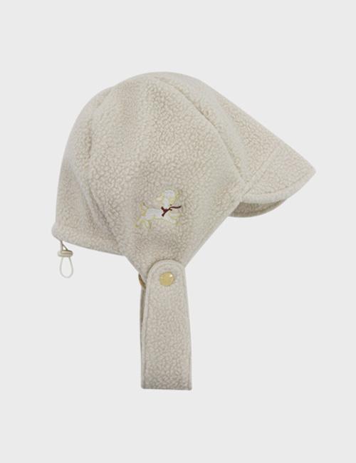 fleece earmuff cap in ivory