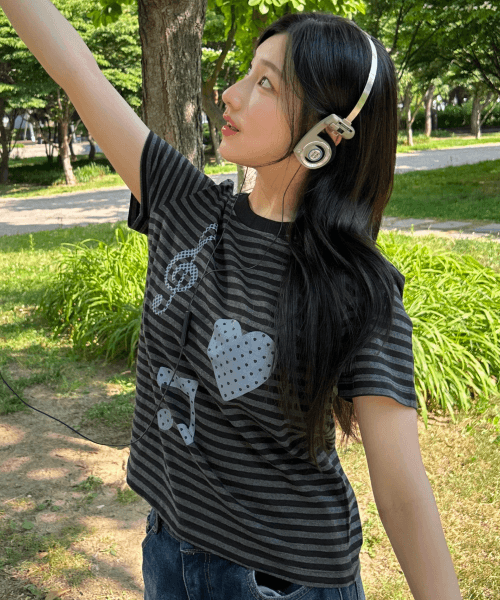 Melody Heart Stripe T-shirt Charcoal gray