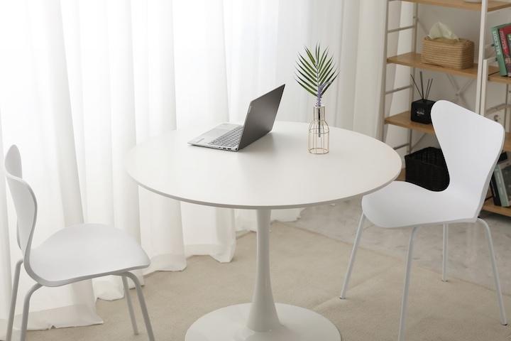 [당일출고]화이트 원형테이블 리본체어 식탁세트