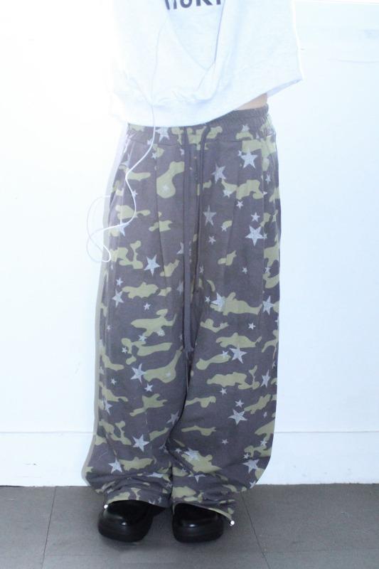 star camo pants