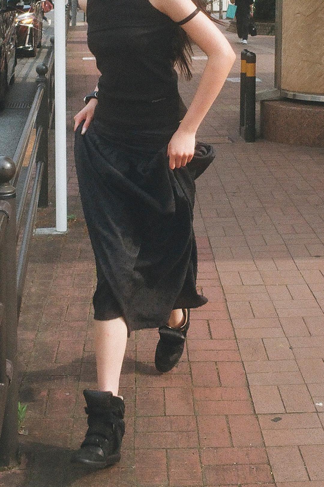 Center drape maxi skirt 001