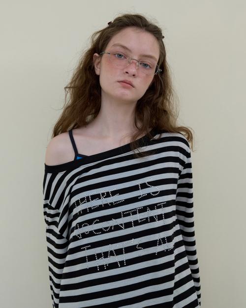 230. 오프숄더 스트라이프 티 _ 블랙