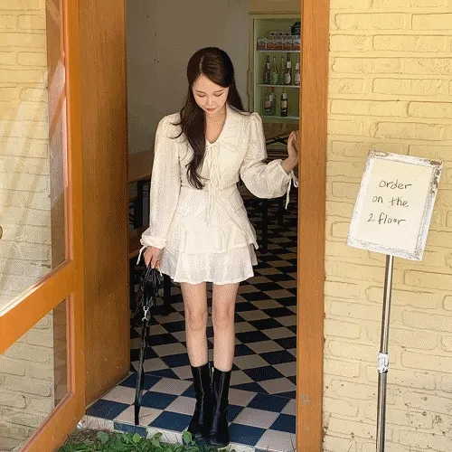 [모델소장🤍] 발레코어 펀칭 레이스 카라 블라우스 캉캉 스커트 투피스 세트