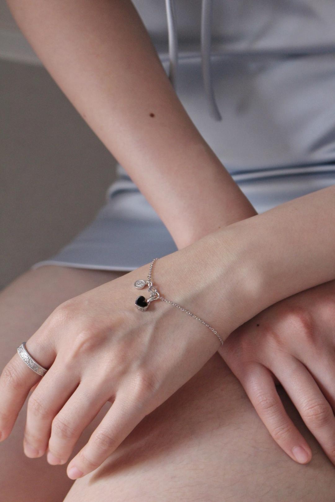 Bella bracelet _onyx