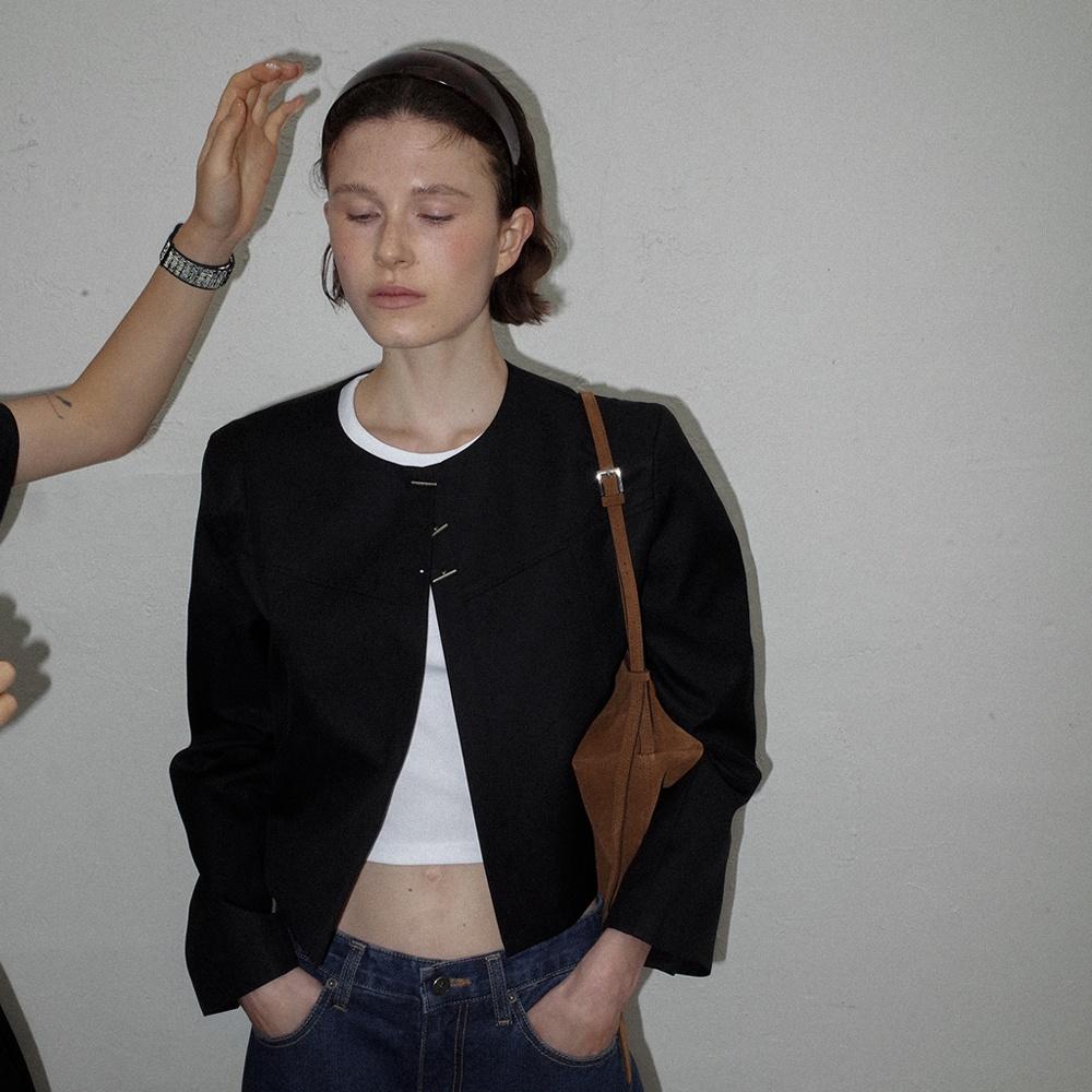 September cropped jacket (black)